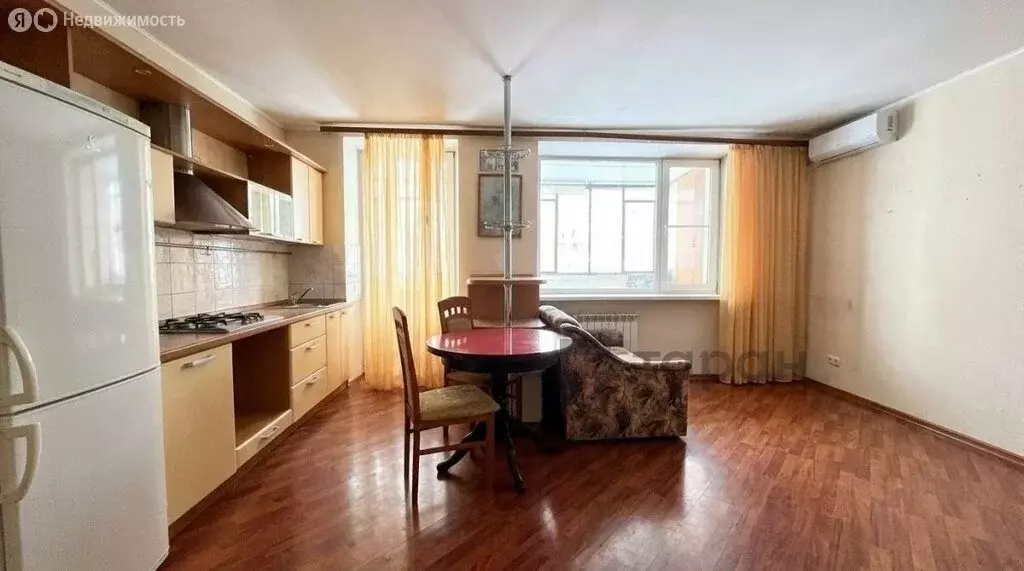Квартира-студия: Челябинск, улица 3-го Интернационала, 119А (32.3 м) - Фото 1