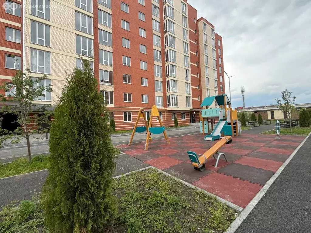 2-комнатная квартира: Владикавказ, улица Курсантов-Кировцев, 27Б (56 ... - Фото 1