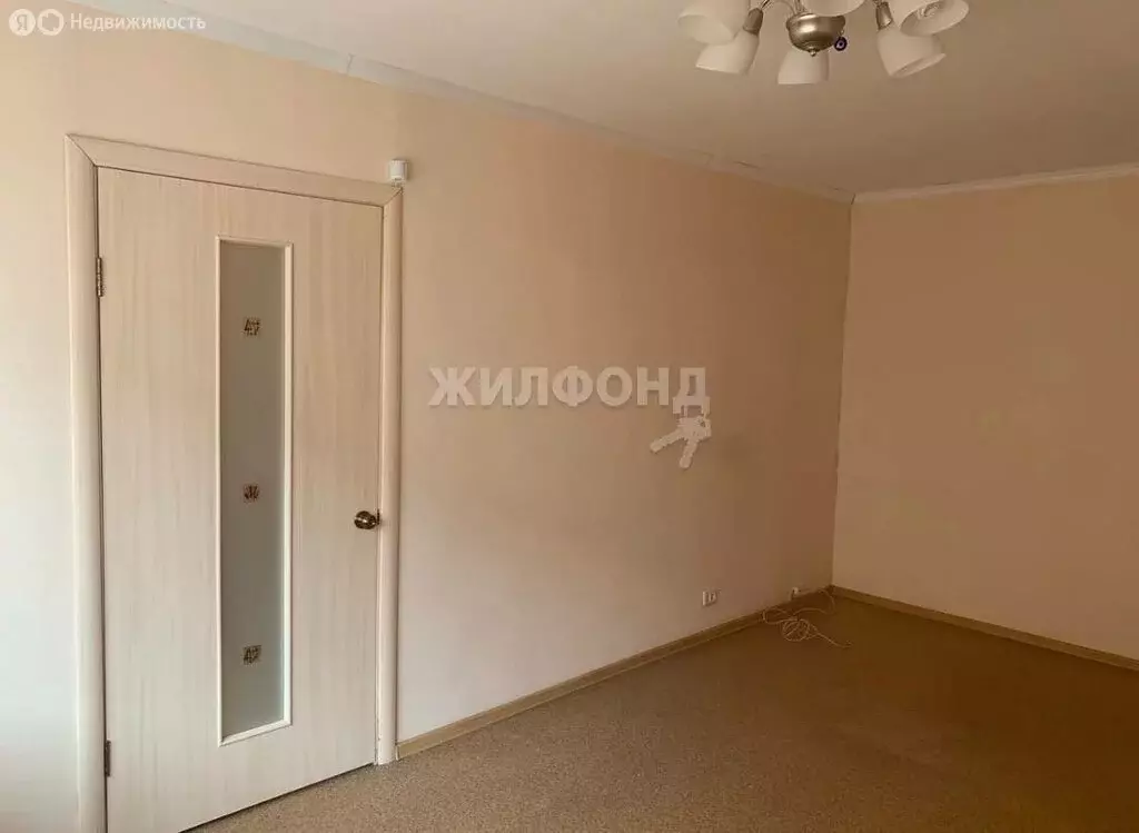 3-комнатная квартира: Ачинск, 4-й микрорайон, 5 (56 м) - Фото 0