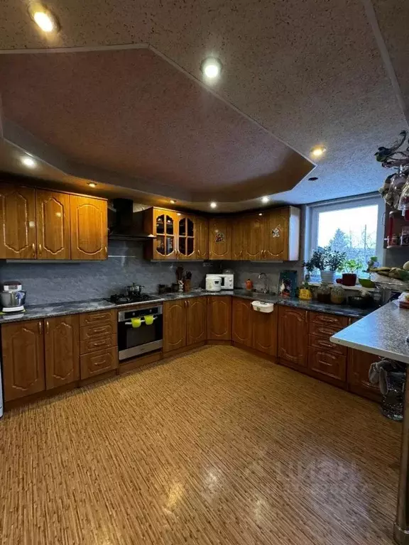 Дом в Тюменская область, Исетский муниципальный округ, с. Рассвет  ... - Фото 1