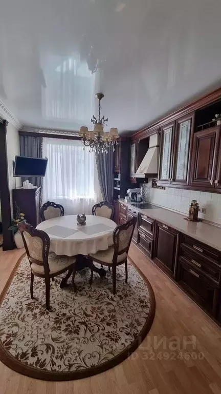 2-к кв. Свердловская область, Екатеринбург ул. Циолковского, 34 (62.0 ... - Фото 2