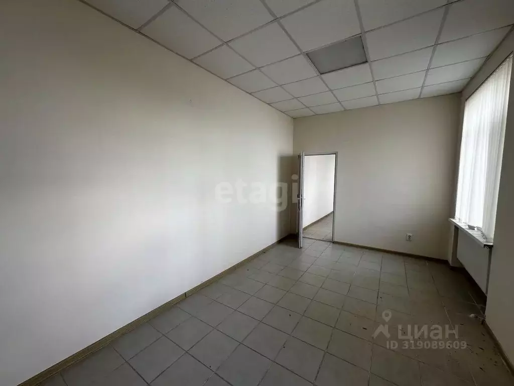 Офис в Крым, Симферополь ул. Крылова (32 м) - Фото 2