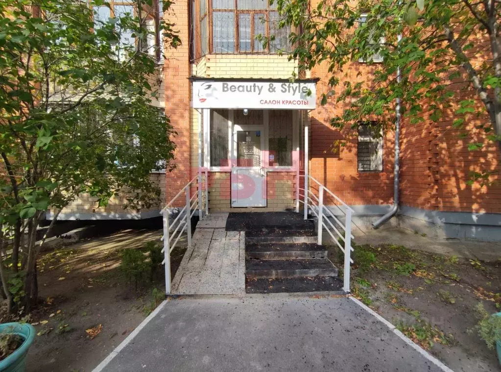 Помещение свободного назначения в Тюменская область, Тюмень Паровозная ... - Фото 2