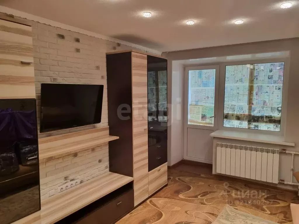 3-к кв. Свердловская область, Нижний Тагил ул. Хохрякова, 18 (60.0 м) - Фото 0