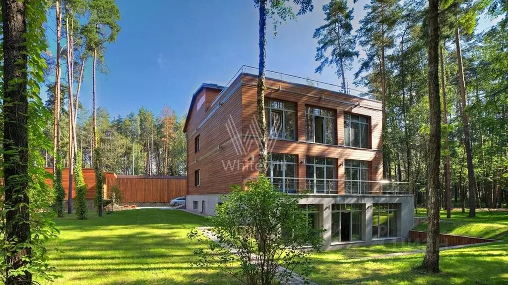 Коттедж в Московская область, Одинцовский городской округ, пос. ... - Фото 0