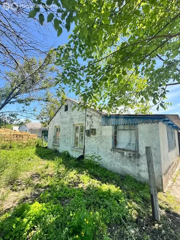 Дом в Белогорский район, Русаковское сельское поселение, село Луговое, ... - Фото 2