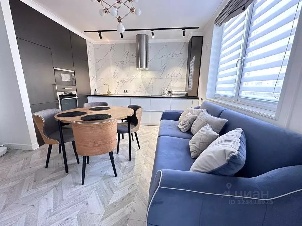 2-к кв. Калининградская область, Калининград Воздушный пер., 1 (80.0 ... - Фото 1