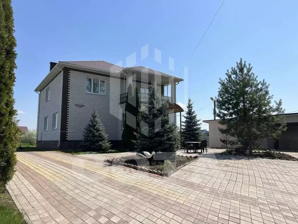 Дом в Воронежская область, с. Новая Усмань  (210 м) - Фото 2