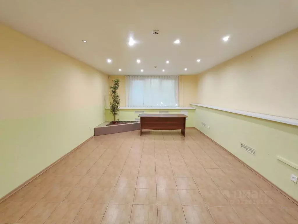 Помещение свободного назначения в Свердловская область, Екатеринбург ... - Фото 1