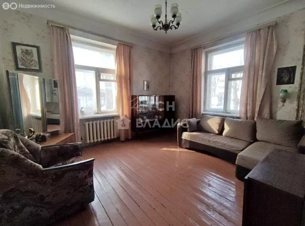 2-комнатная квартира: посёлок городского типа Загорянский, улица ... - Фото 1