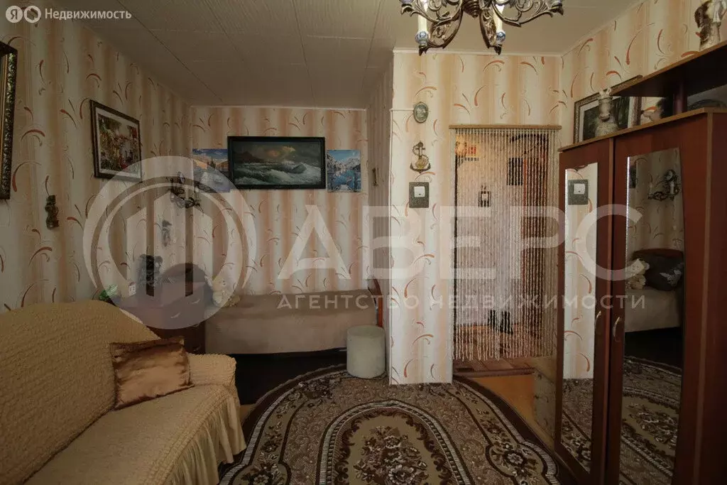 1-комнатная квартира: посёлок Красная Горбатка, Комсомольская улица, ... - Фото 2