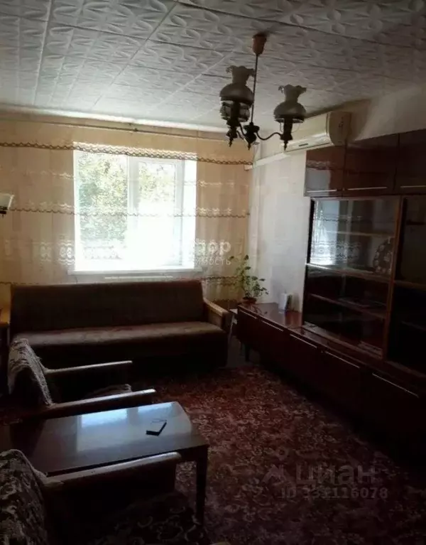 3-к кв. Крым, Кировское пгт ул. Горького (55.3 м) - Фото 2
