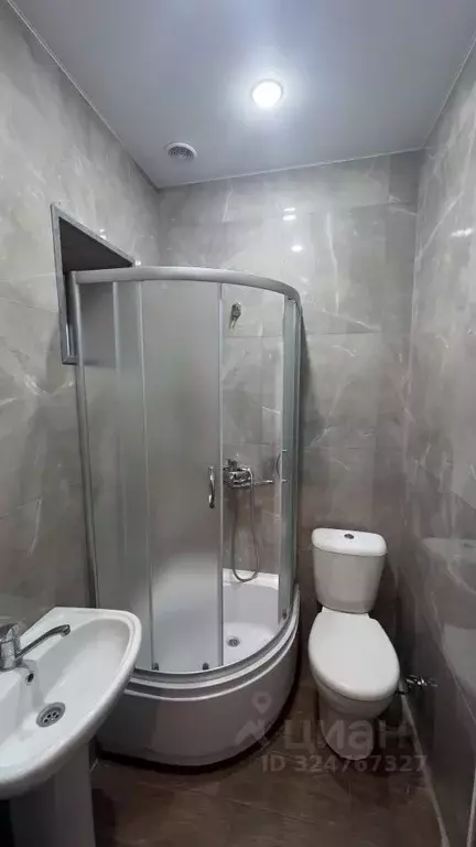 Дом в Северная Осетия, Владикавказ ул. Августовских Событий, 65 (97 м) - Фото 1