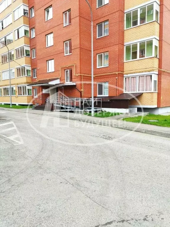 3-к кв. Пермский край, Губаха просп. Ленина, 66А (69.3 м) - Фото 2