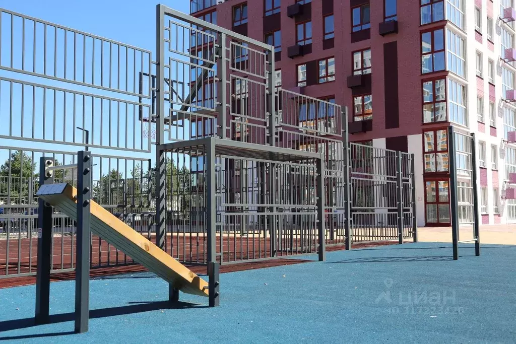 2-к кв. Брянская область, Брянск ул. Комарова, 47 (50.6 м) - Фото 1