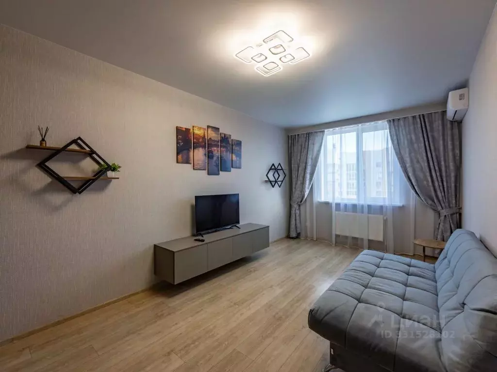 2-к кв. Крым, Симферополь ул. Батурина (60.4 м) - Фото 2
