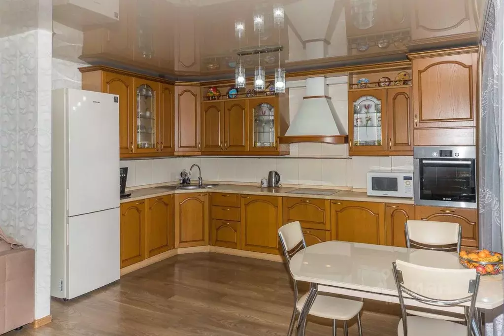 3-к кв. Иркутская область, Иркутск ул. Баумана, 229/1 (76.0 м) - Фото 2