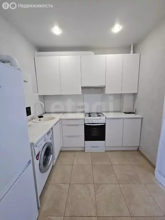 1-комнатная квартира: Тверь, Псковская улица, 12к3 (38.9 м) - Фото 2