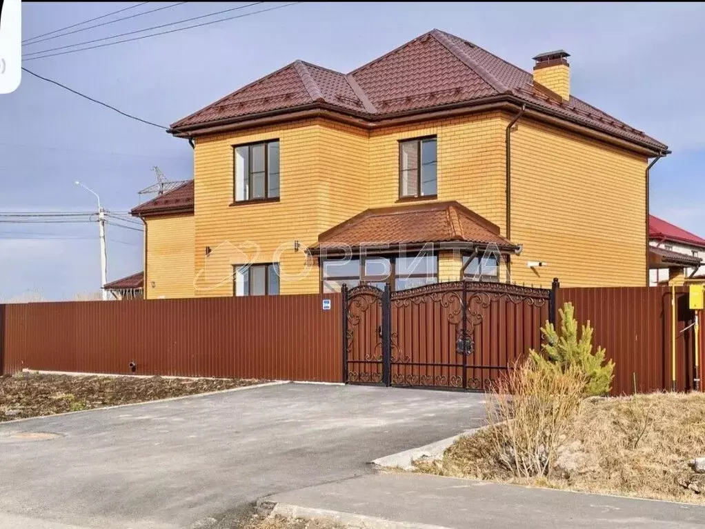 Дом в Тюменская область, Тюмень Казарово мкр, ул. Казаровская (134 м) - Фото 1