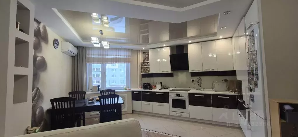 3-к кв. Чувашия, Чебоксары просп. Тракторостроителей, 56к1 (90.0 м) - Фото 1