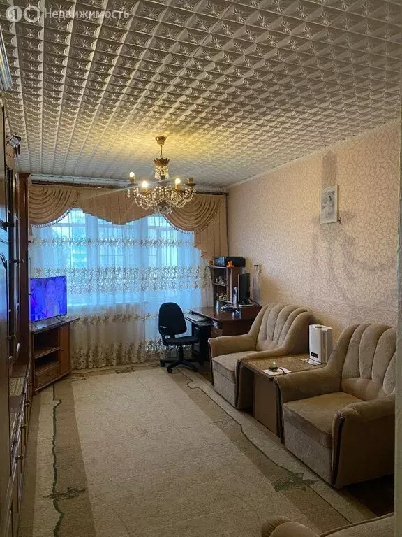 3-комнатная квартира: Старый Оскол, улица Хмелёва, 5 (65 м) - Фото 1