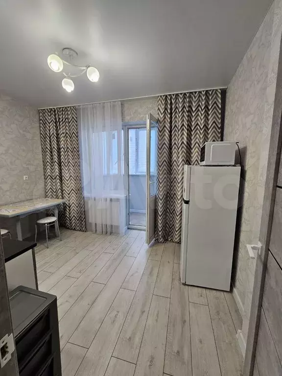 1-к. квартира, 40 м, 7/16 эт. - Фото 1