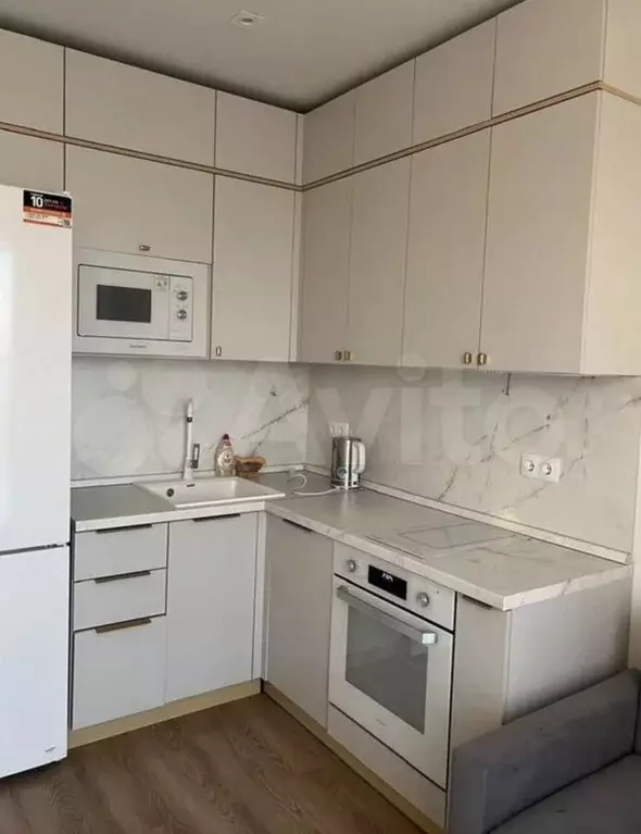 1-к. квартира, 35 м, 15/33 эт. - Фото 0
