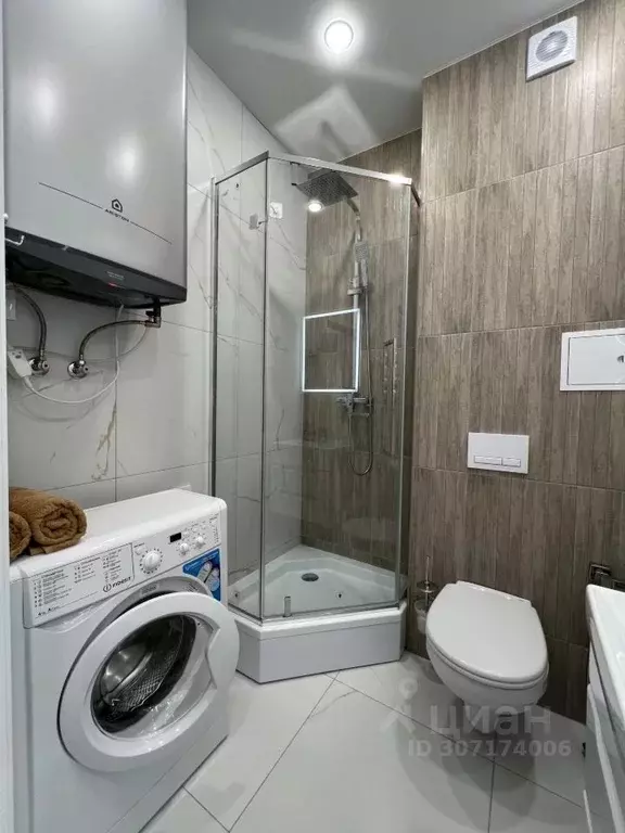 Комната Краснодарский край, Сочи ул. Бзугу, 10 (24.0 м) - Фото 1