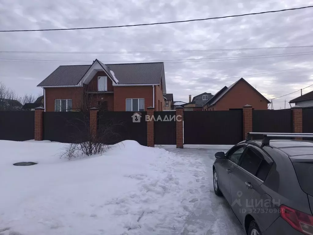 Дом в Белгородская область, Строитель Яковлевский городской округ, ул. ... - Фото 1