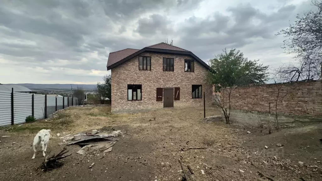 Дом в Чеченская республика, Грозный пер. 2-й Товарный (340 м) - Фото 1