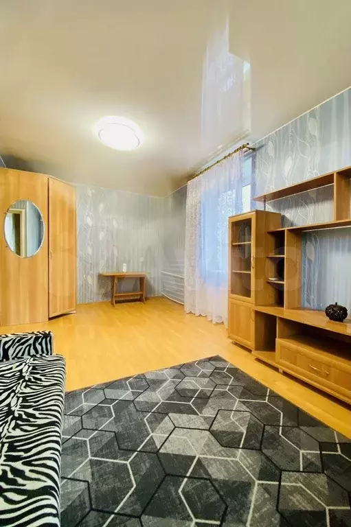 1-к. квартира, 31 м, 1/4 эт. - Фото 1