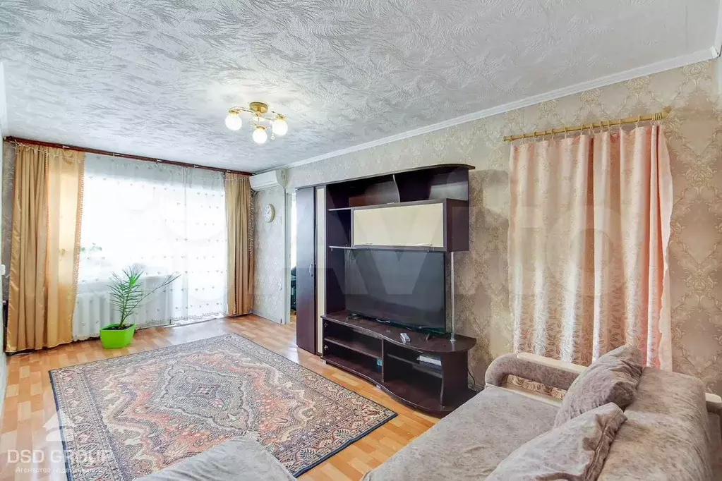 2-к. квартира, 42 м, 5/5 эт. - Фото 0