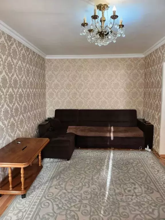 2-к кв. Дагестан, Каспийск ул. Орджоникидзе, 24 (50.0 м) - Фото 0