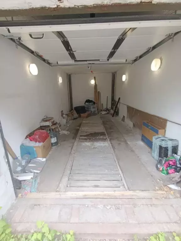 Гараж в Свердловская область, Нижний Тагил ул. Папанина, 25 (35 м) - Фото 1