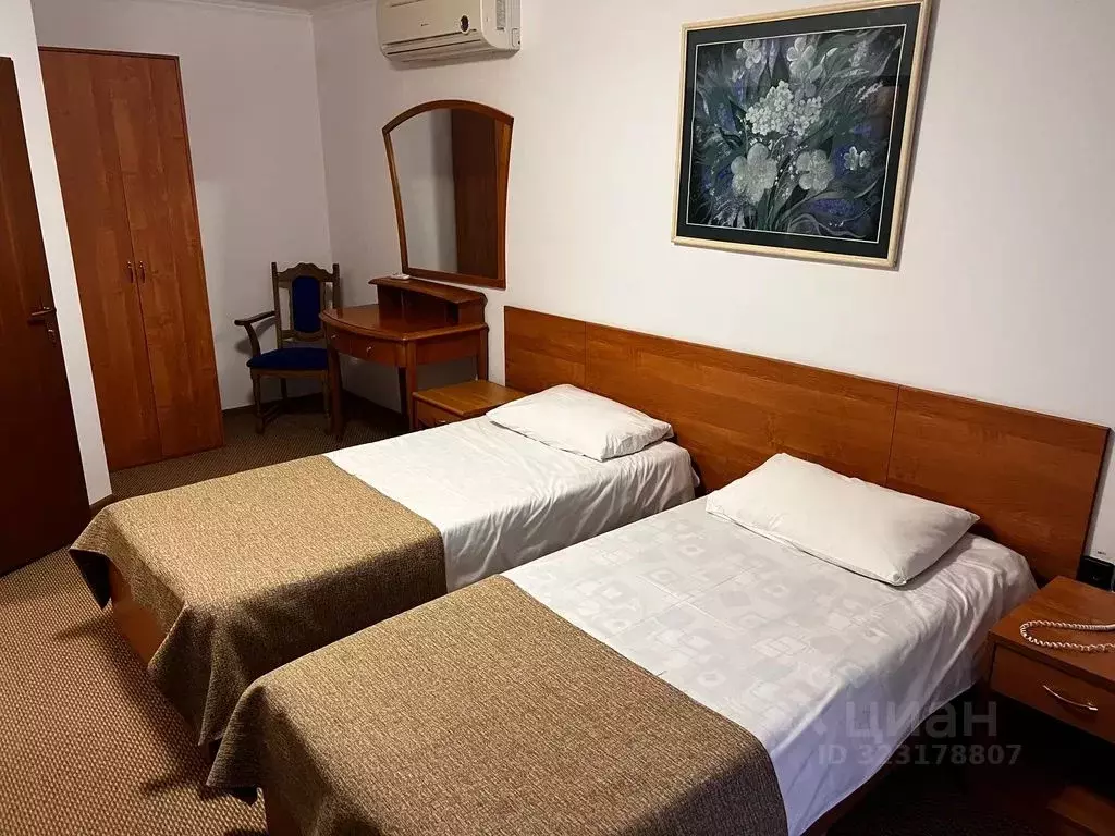 Комната Ханты-Мансийский АО, Мегион ул. Губкина, 18 - Фото 1