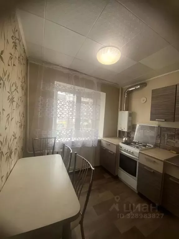 1-к кв. Саратовская область, Энгельс просп. Строителей, 2 (35.0 м) - Фото 1