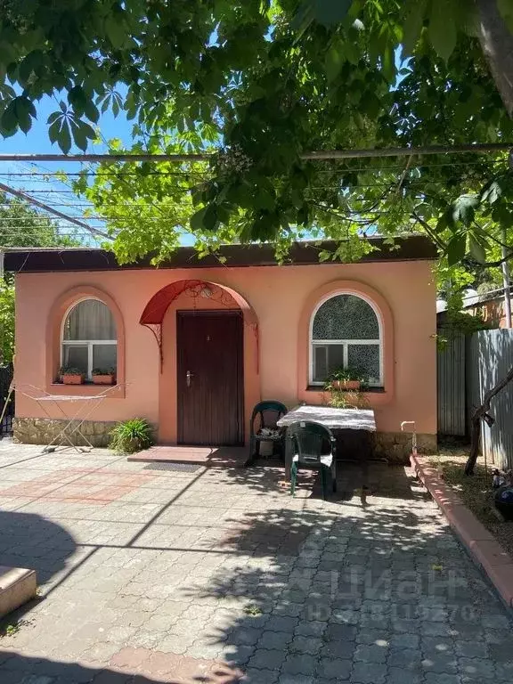 Дом в Краснодарский край, Новороссийск ул. Декабристов, 3 (28 м) - Фото 0