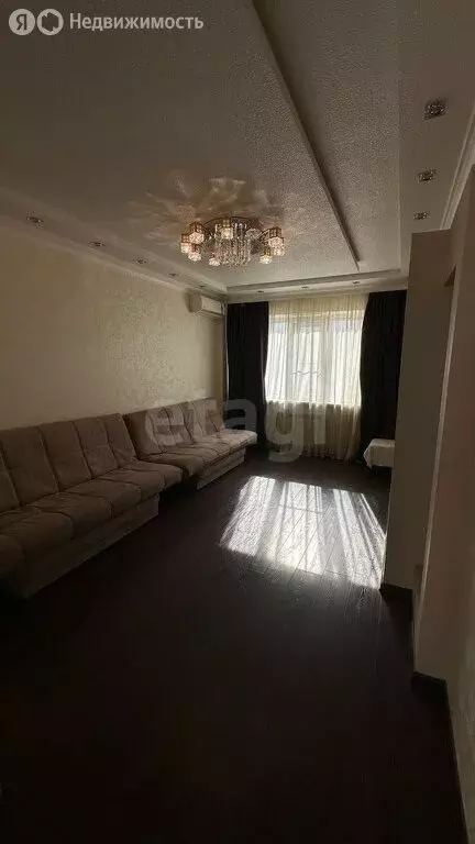 1-комнатная квартира: Батайск, улица Северная Звезда, 10к1 (45 м) - Фото 1