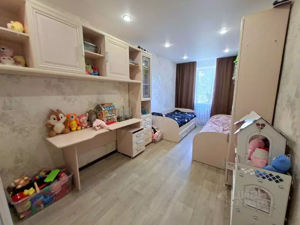 3-к кв. Новгородская область, Великий Новгород Хутынская ул., 21к1 ... - Фото 1