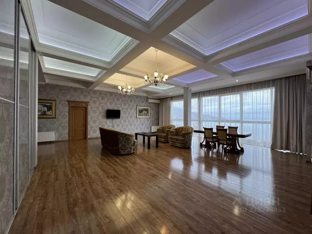 3-к кв. Крым, Ялта муниципальный округ, Ливадия пгт ул. Батурина, 15 ... - Фото 1