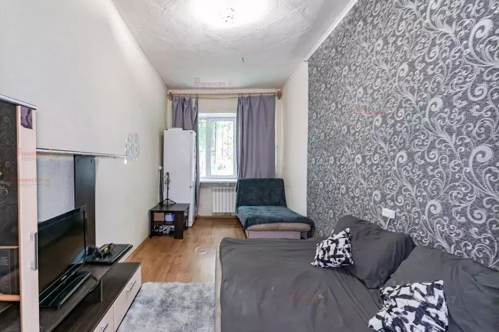 Комната Свердловская область, Екатеринбург ул. Комсомольская, 15 (13.0 ... - Фото 2