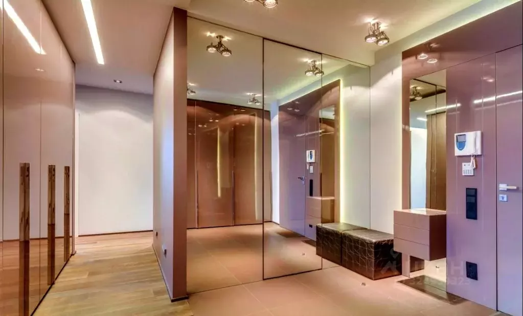 4-к кв. Санкт-Петербург Каменноостровский просп., 62 (193.0 м) - Фото 1