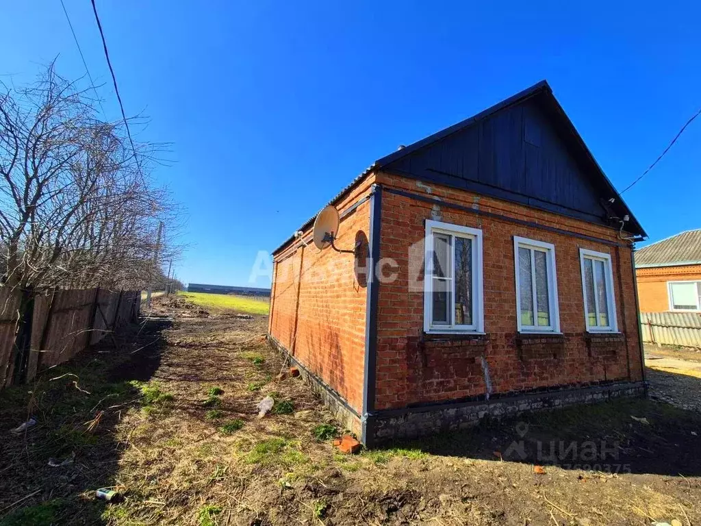 Дом в Краснодарский край, Усть-Лабинский район, Некрасовское с/пос, ... - Фото 1