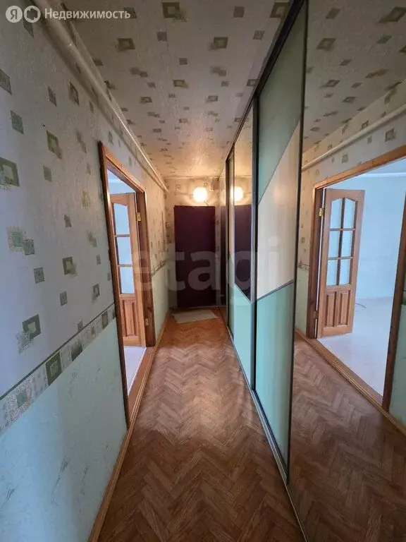 2-комнатная квартира: Чебаркуль, улица Крылова, 20 (51.8 м) - Фото 1