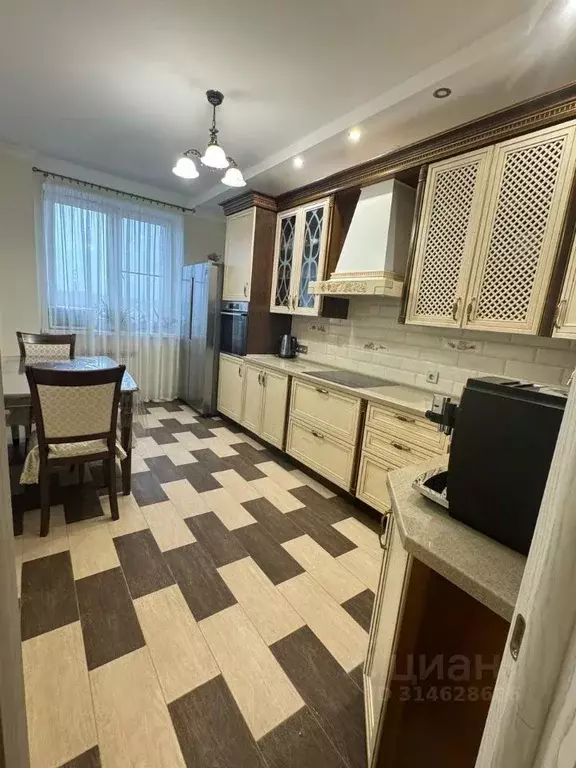 3-к кв. Калужская область, Калуга пер. Хрустальный, 27 (82.0 м) - Фото 1