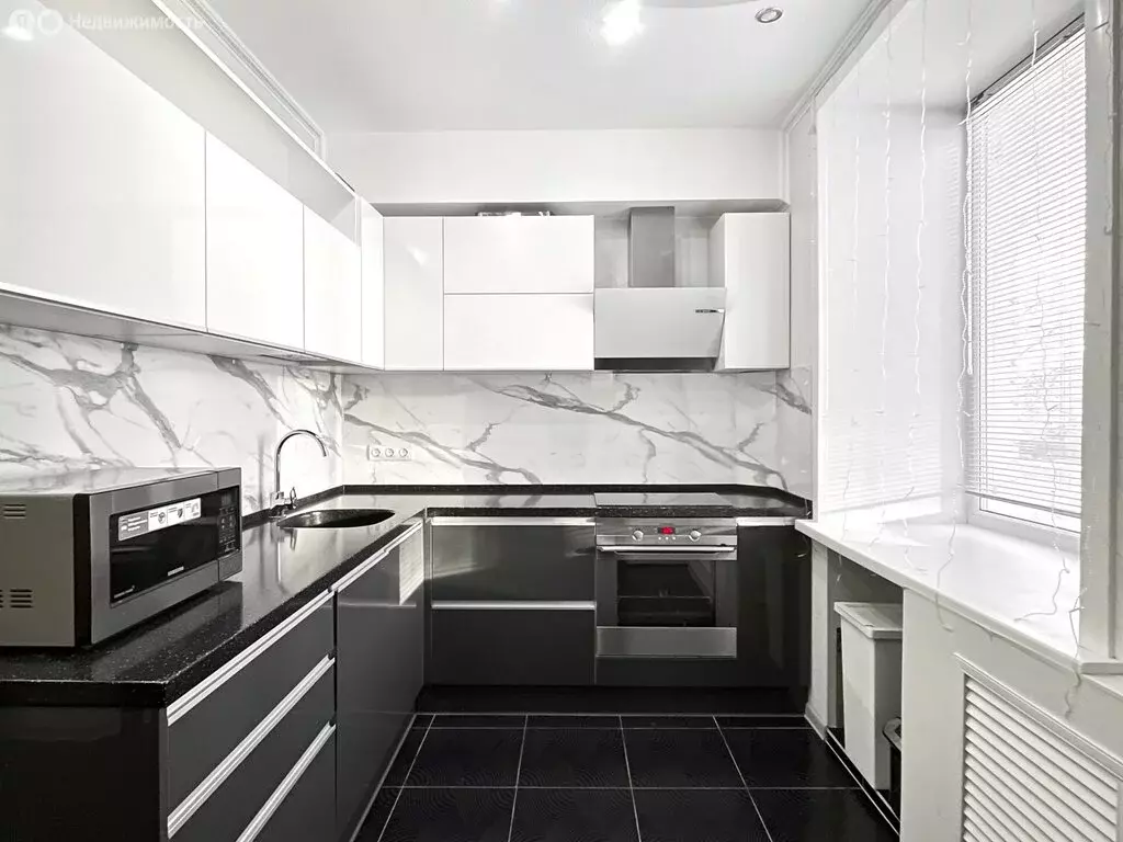 3-комнатная квартира: Архангельск, улица Логинова, 16 (79.8 м) - Фото 1