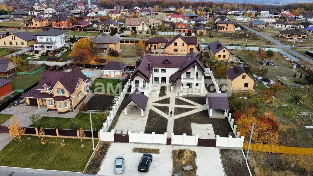 Дом в Белгородская область, Белгородский район, Тавровское с/пос, с. ... - Фото 0