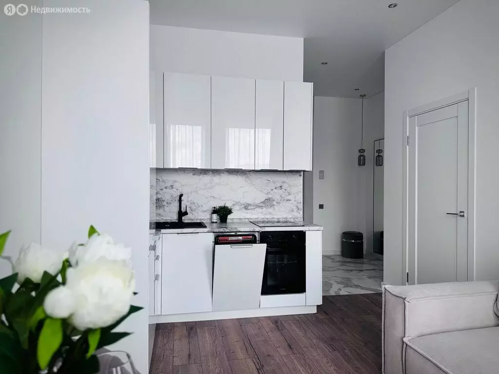 Квартира-студия: Москва, бульвар Братьев Весниных, 1 (43.5 м) - Фото 2