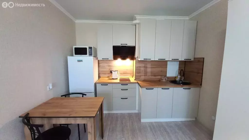 1-комнатная квартира: Анапа, улица Адмирала Пустошкина, 22к12 (37 м) - Фото 0
