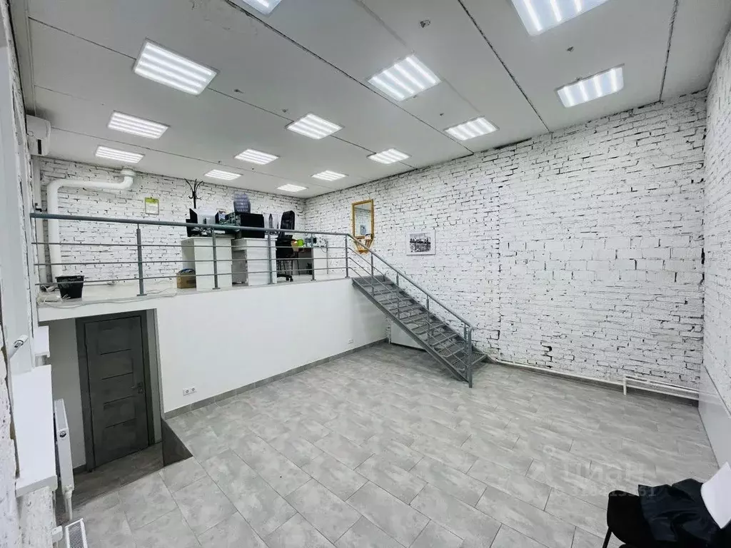 Офис в Удмуртия, Ижевск Молодежная ул., 101к1 (58 м) - Фото 1